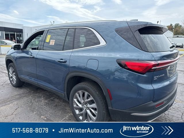 Used 2025 Buick Enclave Preferred AWD/4WD image 8