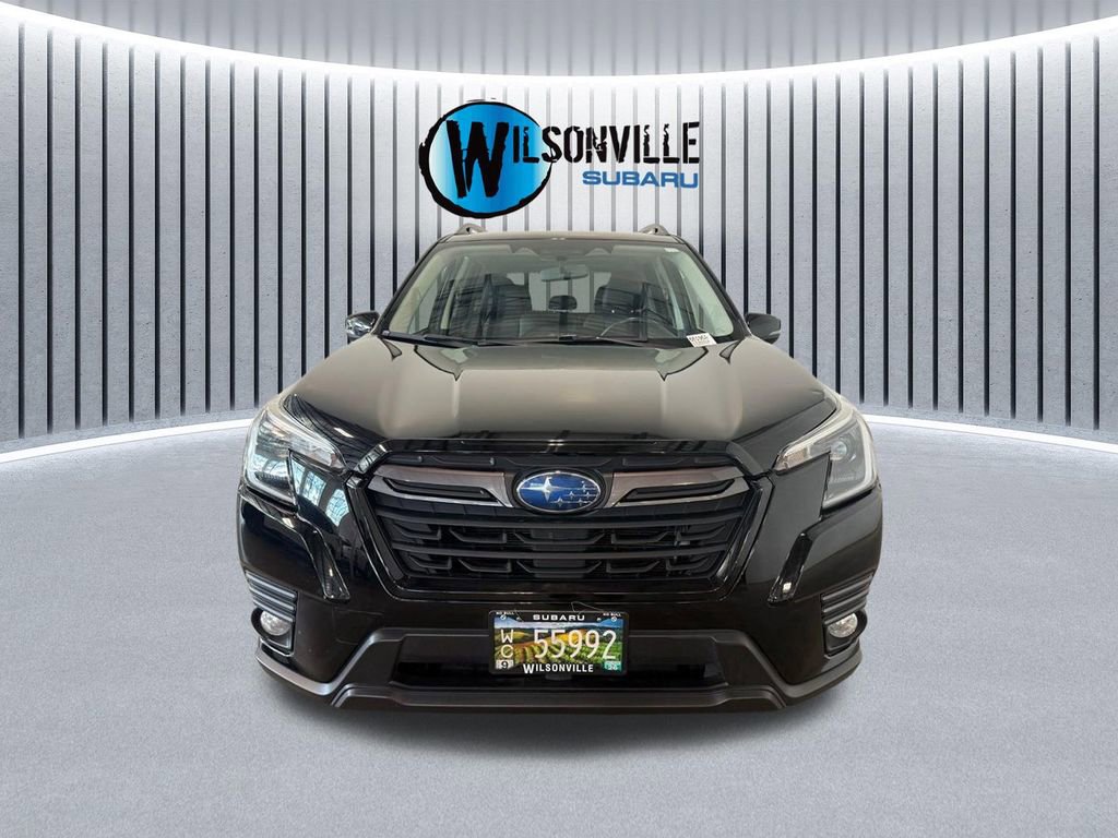 Used 2022 Subaru Forester Limited image 4