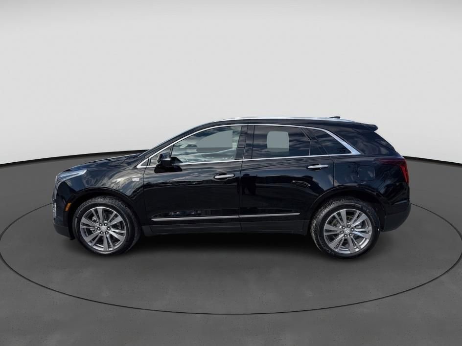 Certified 2025 Cadillac XT5 Premium Luxury image 3