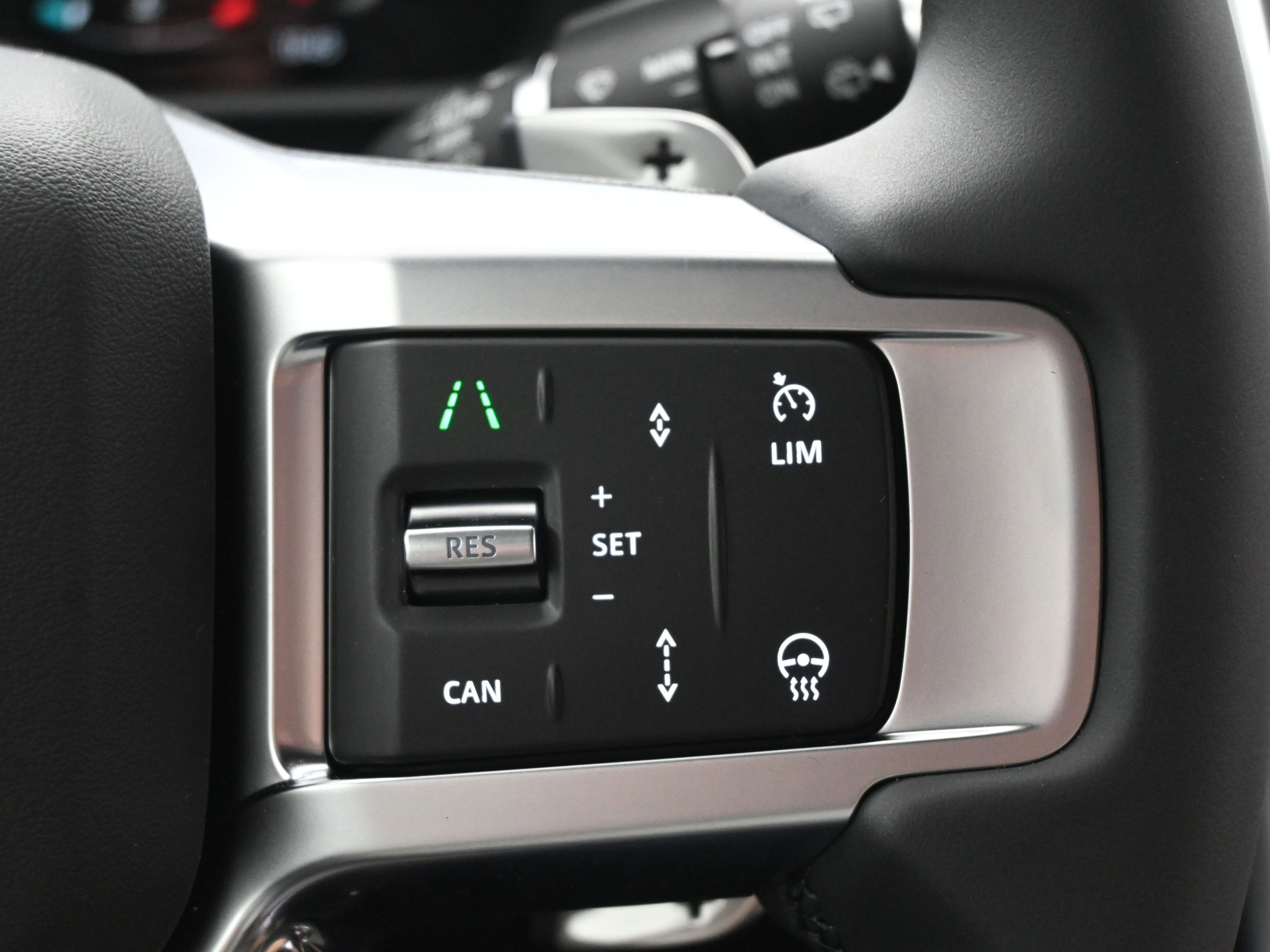 New 2026 Land Rover Discovery Limited Edition image 20