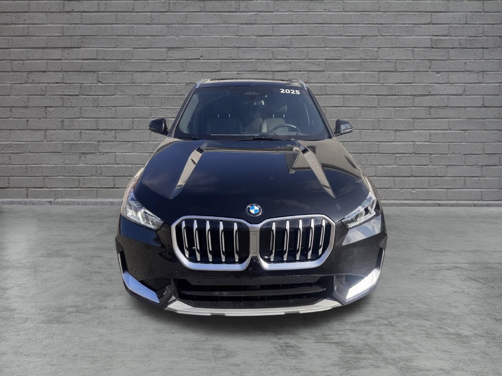 Used 2025 BMW X1 xDrive28i AWD/4WD image 11