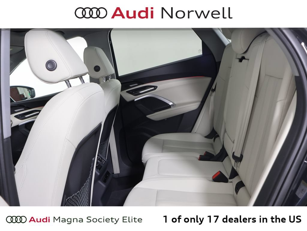 Used 2025 Audi Q5 Premium w/ Premium Plus AWD/4WD image 23