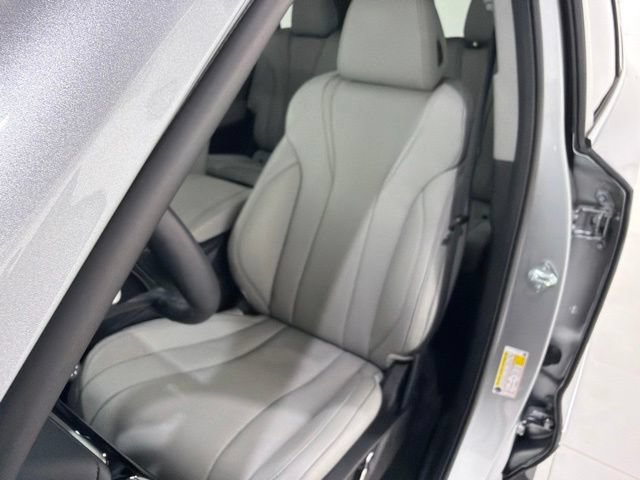Certified 2026 Acura MDX w/ Technology Package AWD/4WD image 13