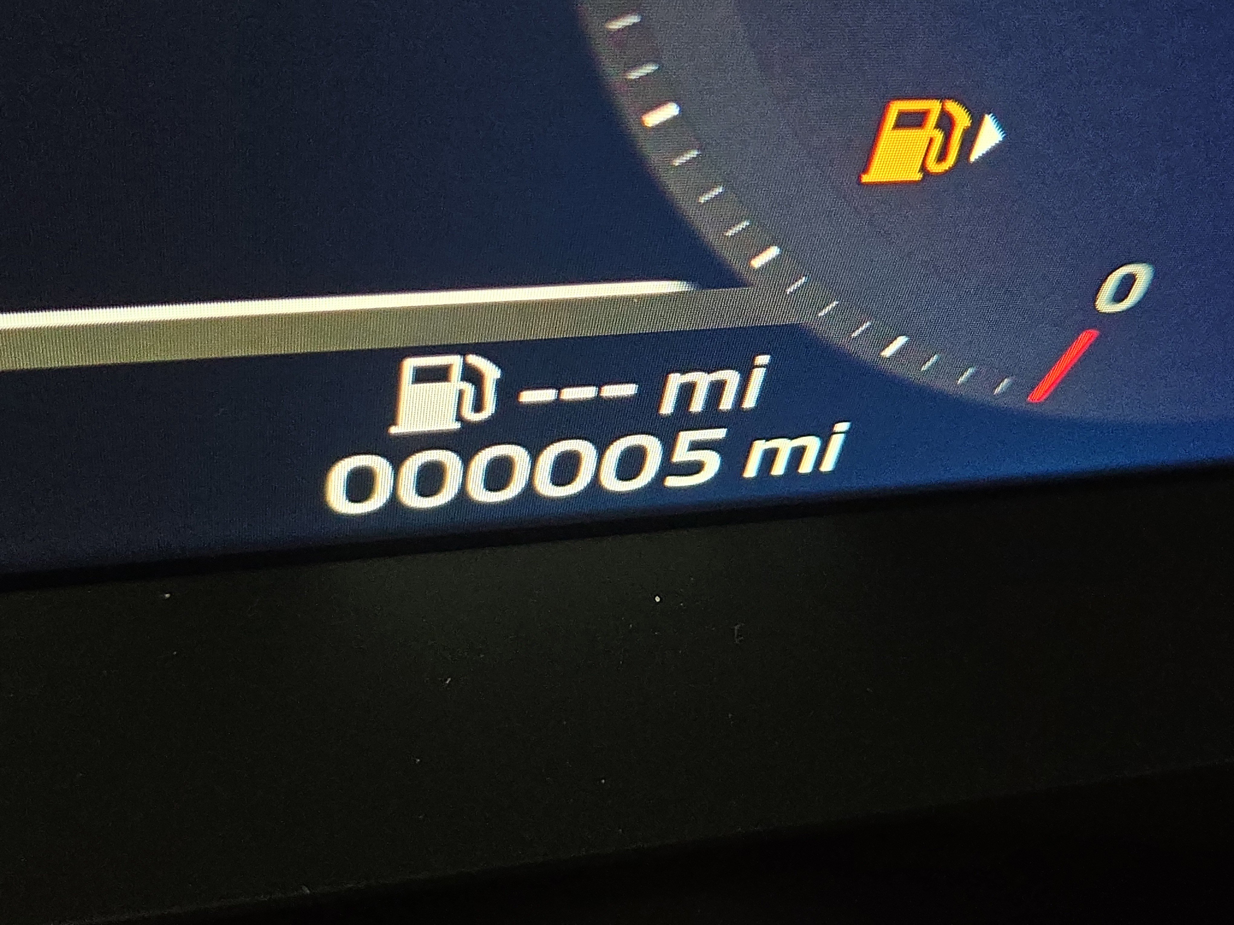 New 2026 Mitsubishi Outlander SE image 18