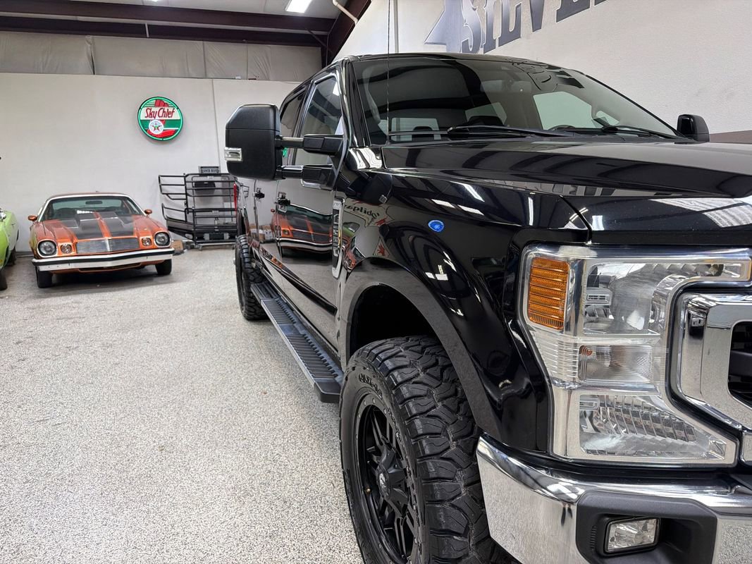 Used 2021 Ford F250 Lariat w/ FX4 Off-Road Package AWD/4WD image 37