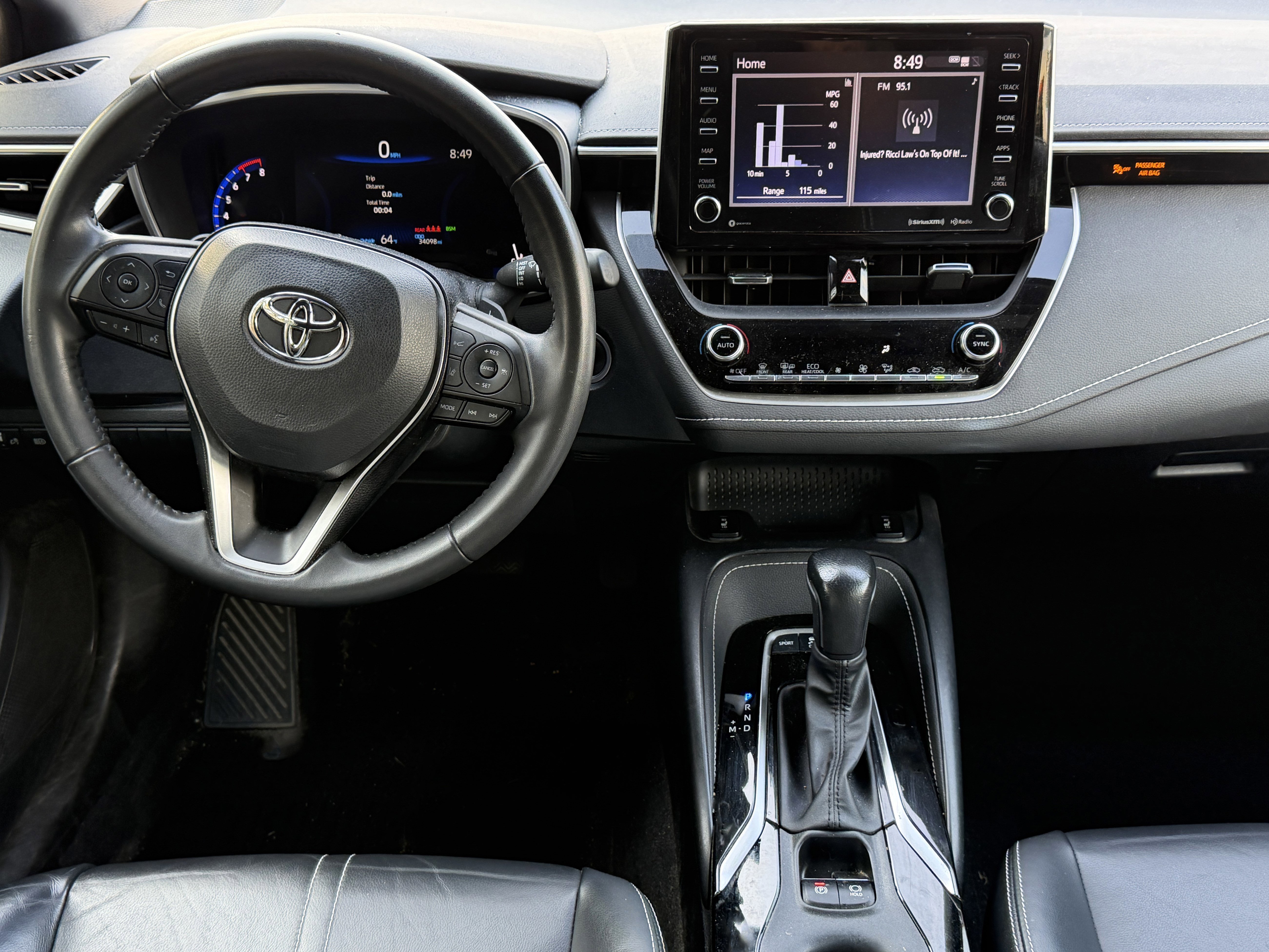 Used 2022 Toyota Corolla XSE image 6