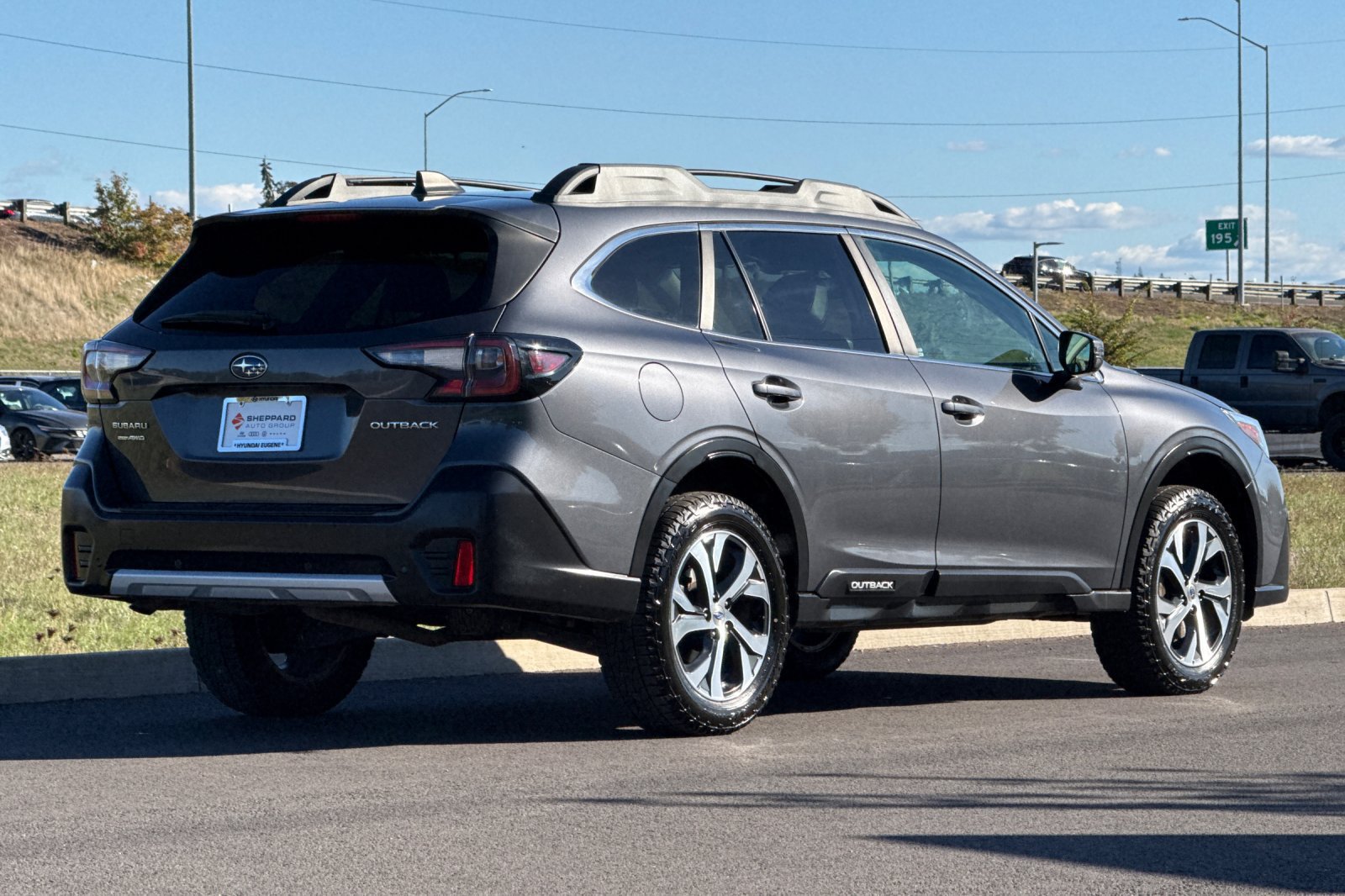 Used 2021 Subaru Outback Limited AWD/4WD image 3