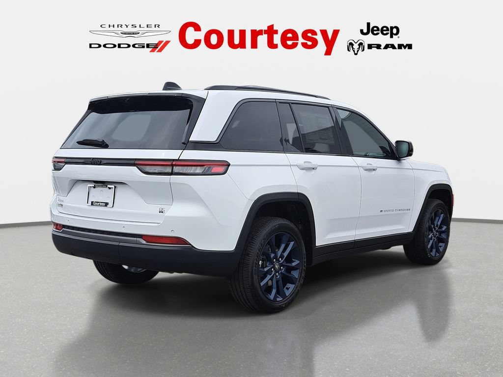 New 2026 Jeep Grand Cherokee Limited AWD/4WD image 3