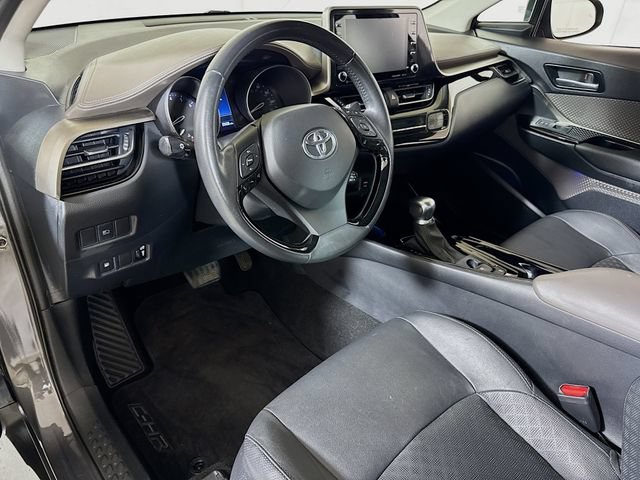 Used 2022 Toyota C-HR Limited FWD image 7