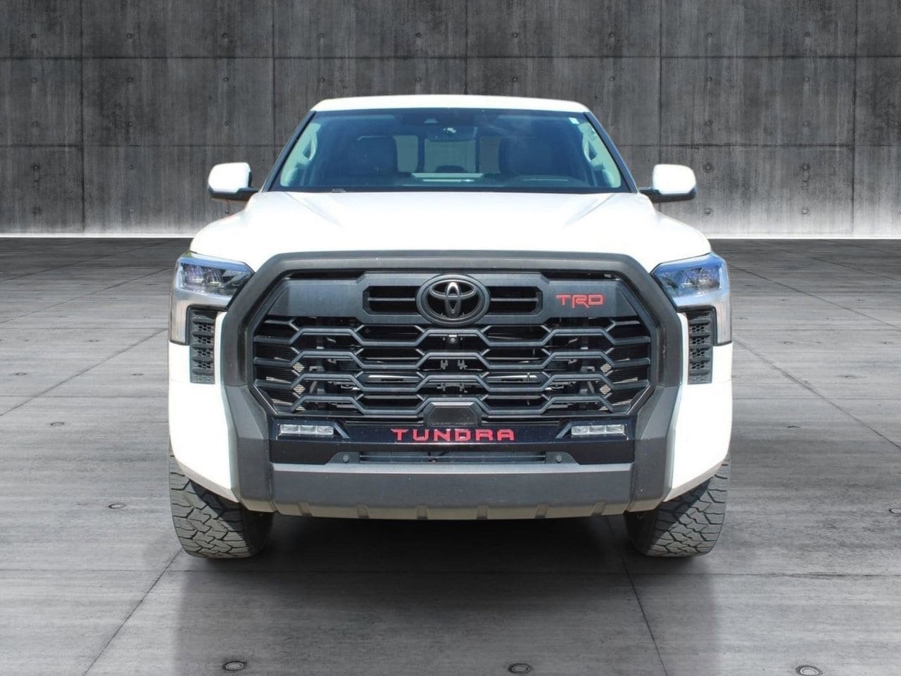 Used 2022 Toyota Tundra Limited w/ TRD Off-Road Package AWD/4WD image 8