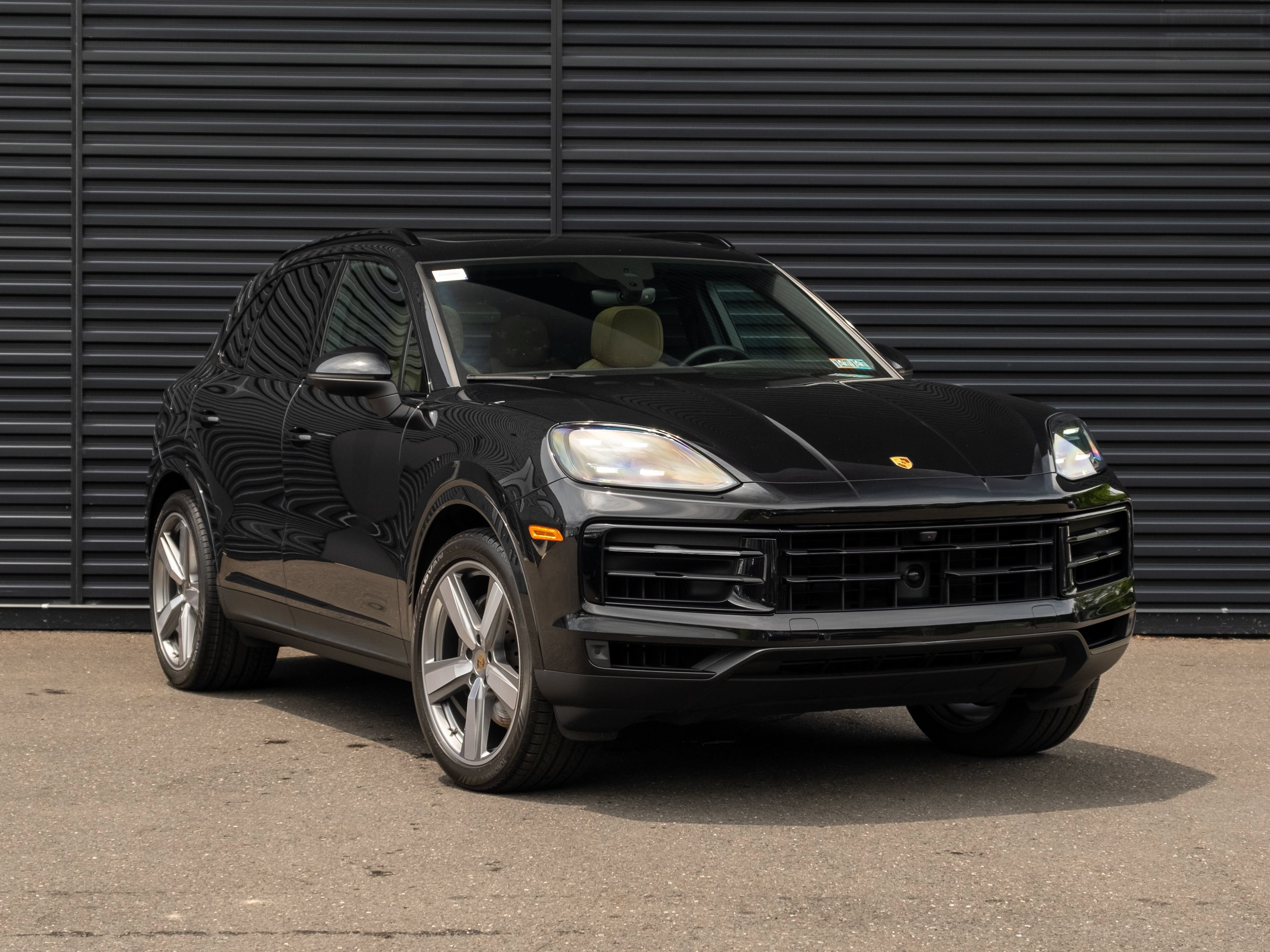Certified 2024 Porsche Cayenne AWD/4WD image 10