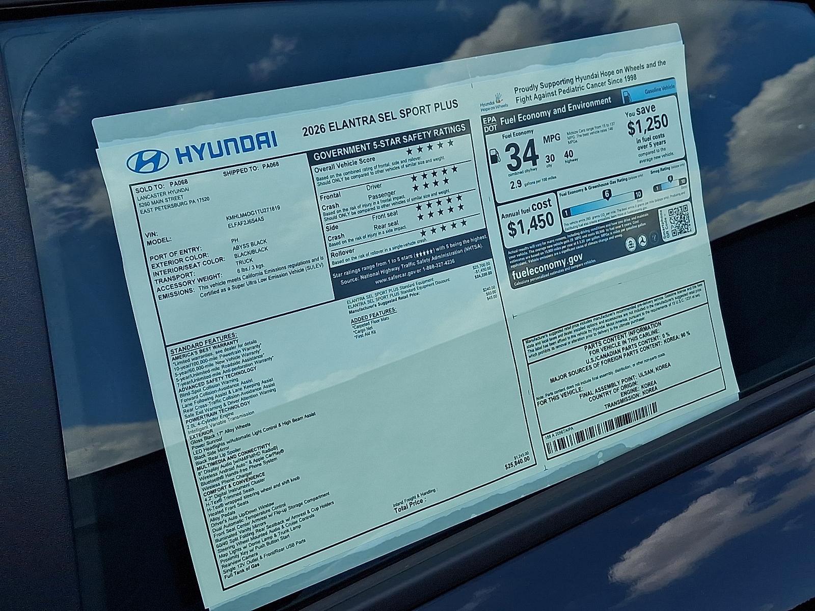 New 2026 Hyundai Elantra SEL Sport FWD image 18