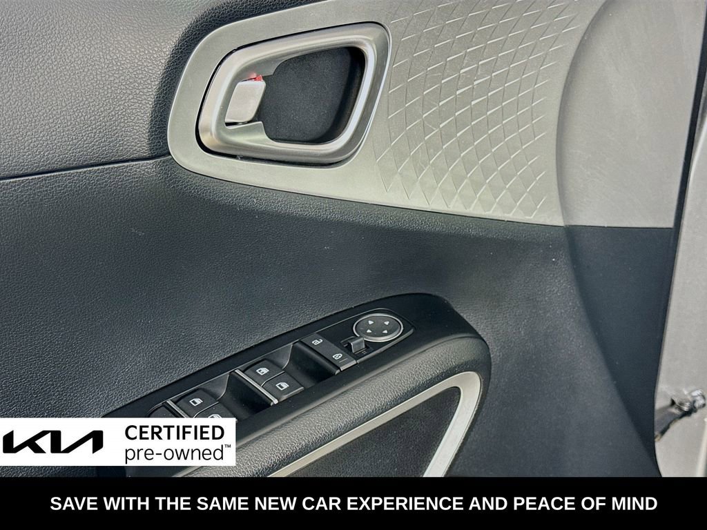 Certified 2024 Kia Soul LX w/ Option Group 015 image 20