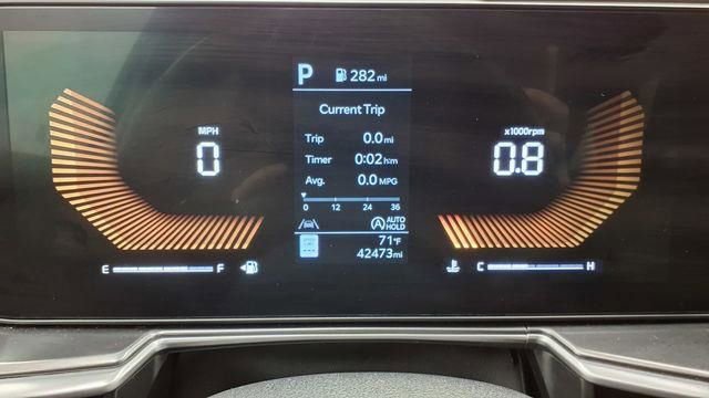 Used 2024 Kia Sorento S image 36