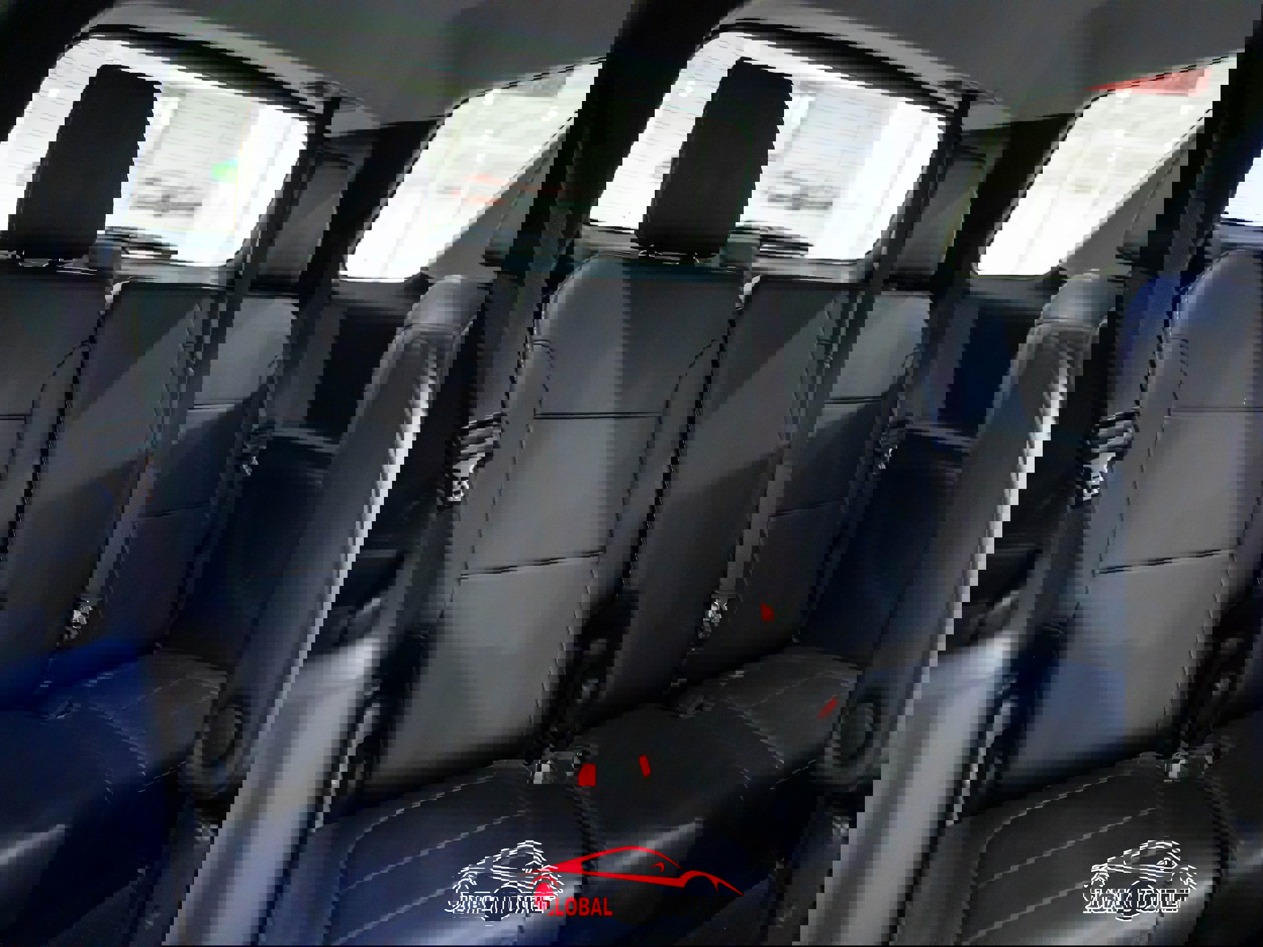 Used 2020 Chevrolet Traverse LT w/ Driver Confidence II Package image 20