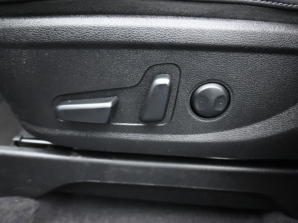 Used 2022 Kia Telluride S image 12