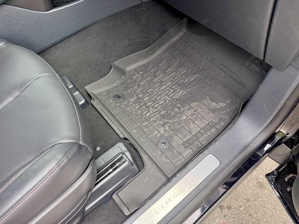 New 2026 Lincoln Aviator AWD image 23