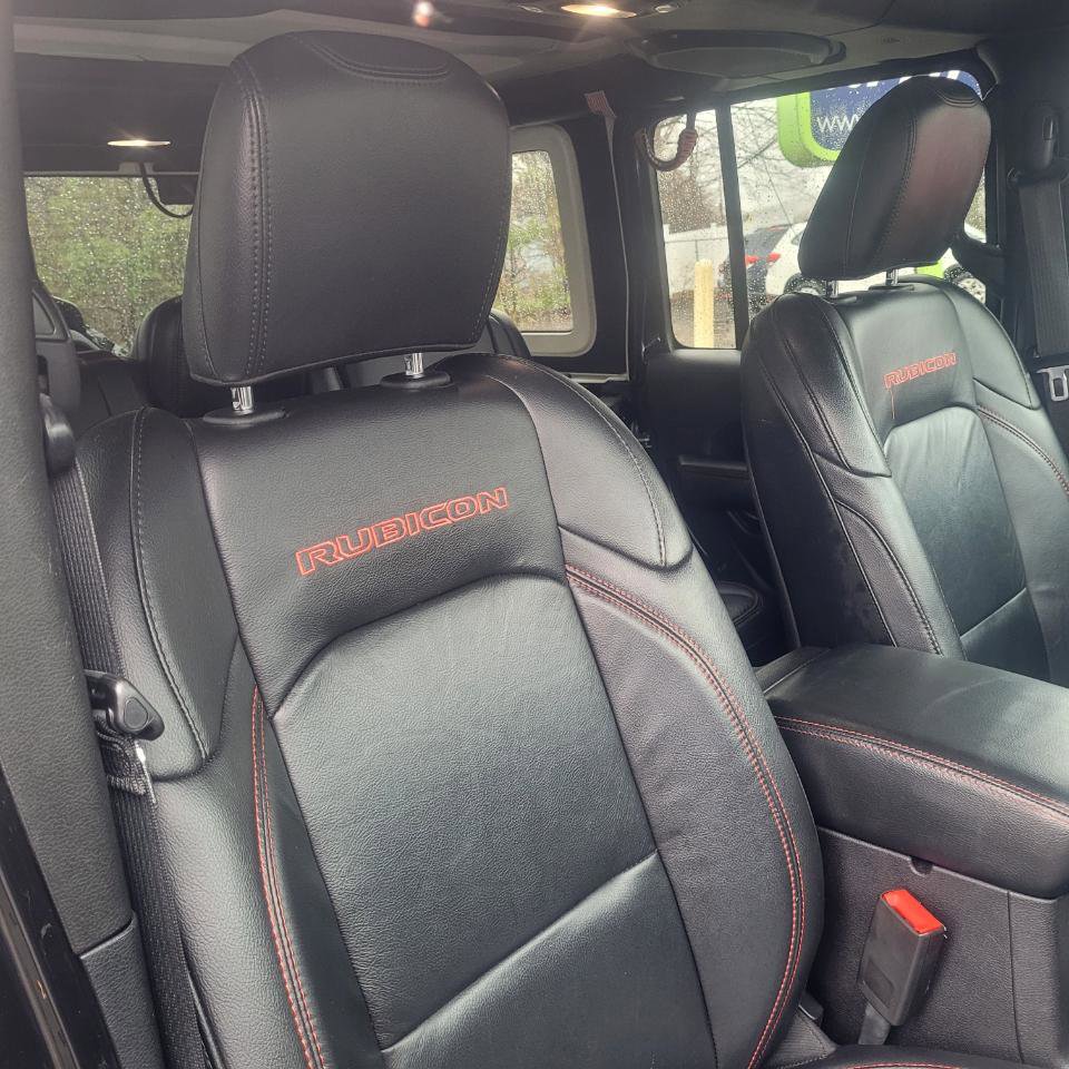 Used 2018 Jeep Wrangler Unlimited Rubicon w/ Dual Top Group image 27