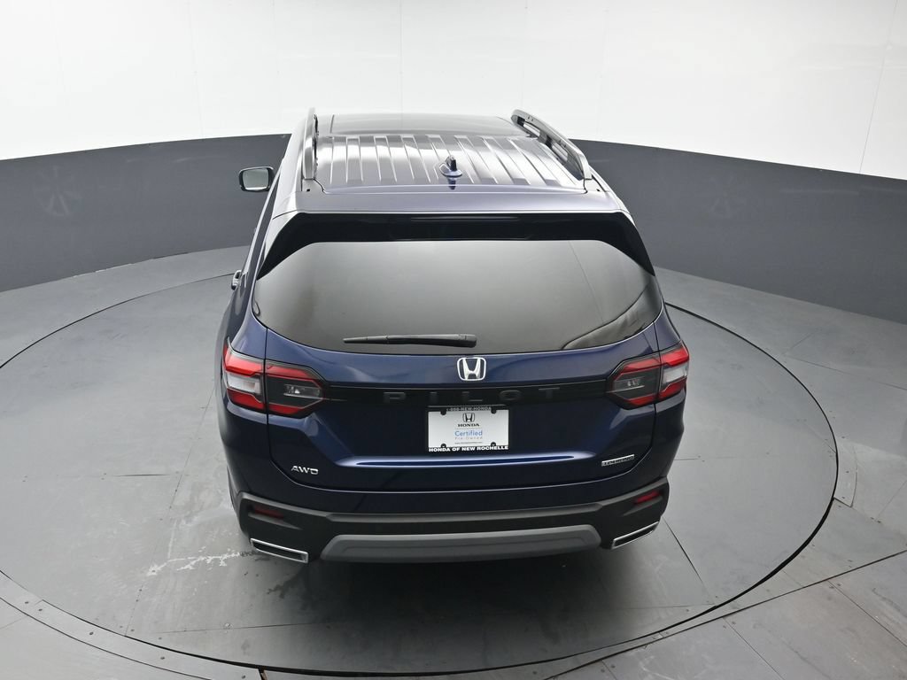 Certified 2024 Honda Pilot Touring image 43