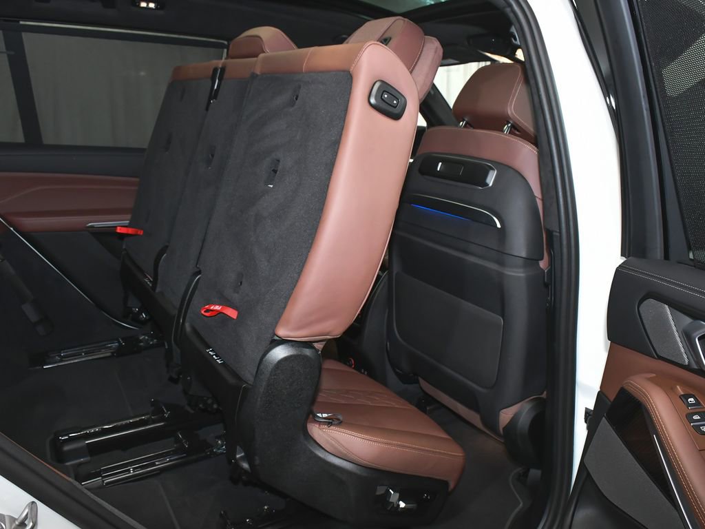 Used 2026 BMW X7 M60i image 63