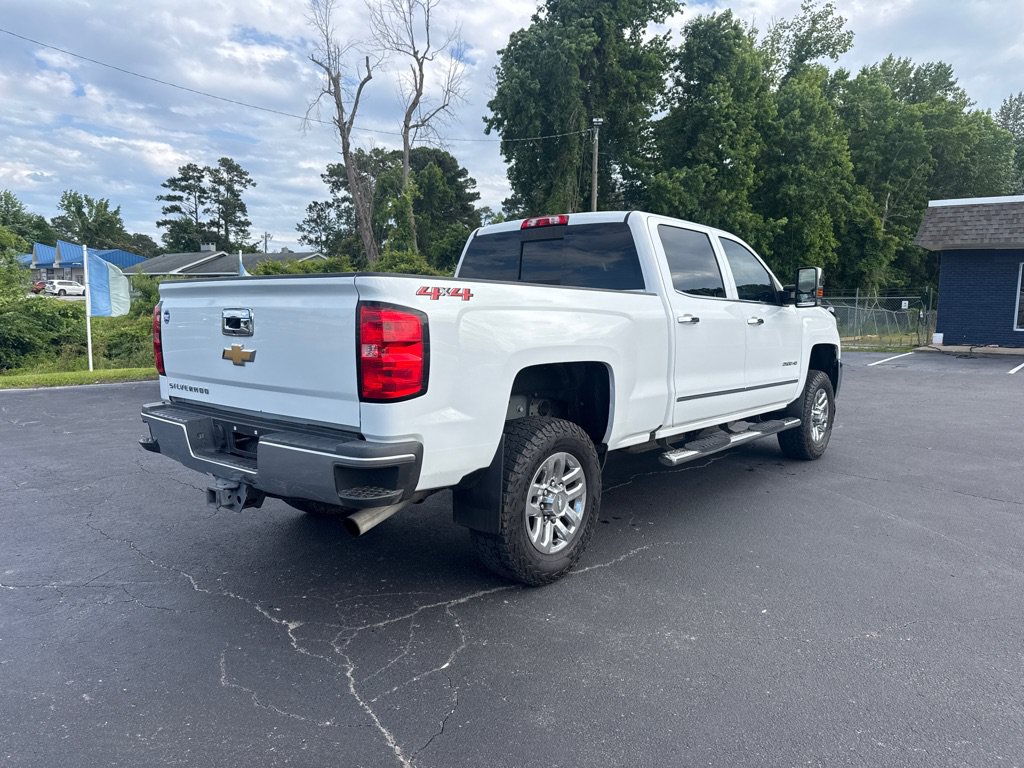 Used 2019 Chevrolet Silverado 2500 LTZ AWD/4WD image 5