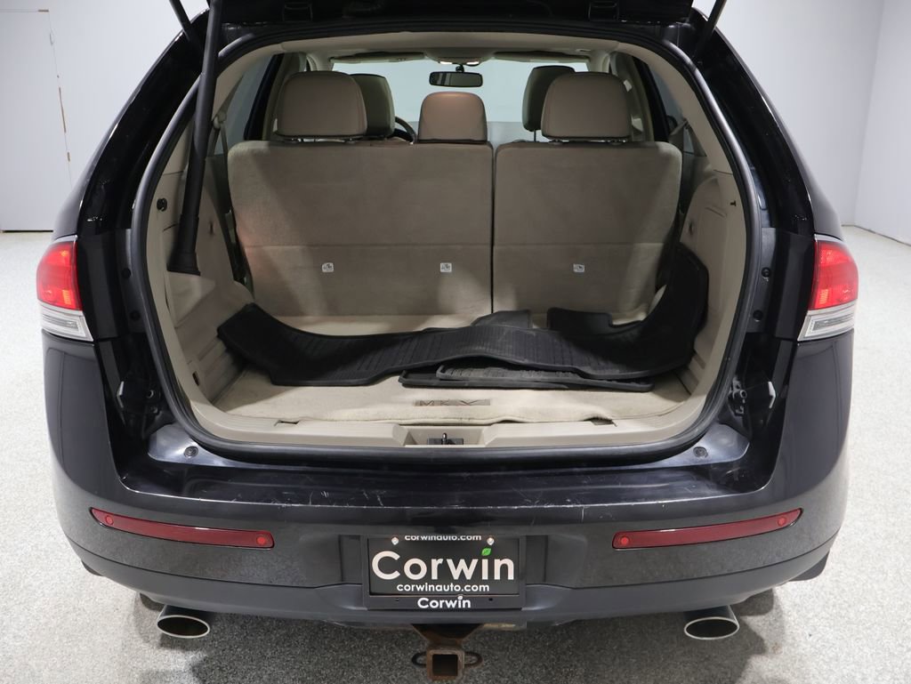 Used 2013 Lincoln MKX FWD image 21