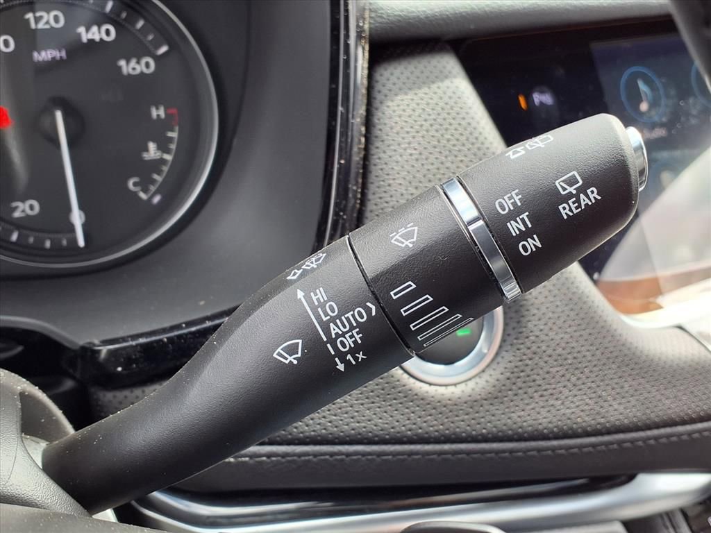 New 2026 Cadillac XT5 Premium Luxury w/ Driver Assist Package image 17