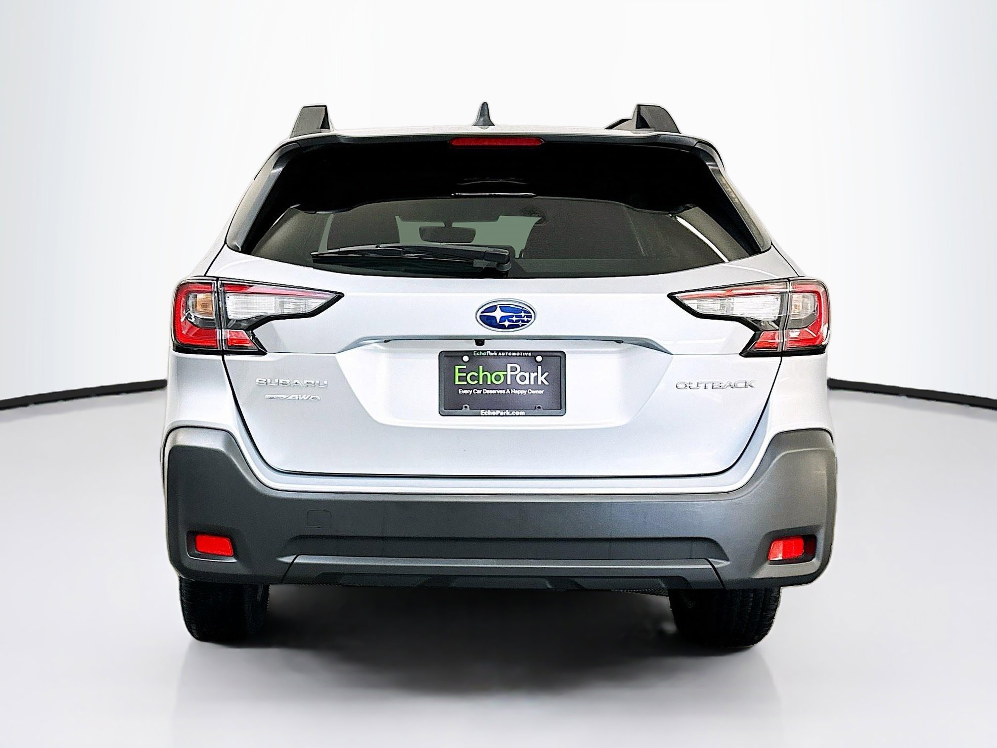 Used 2025 Subaru Outback Premium AWD/4WD image 7