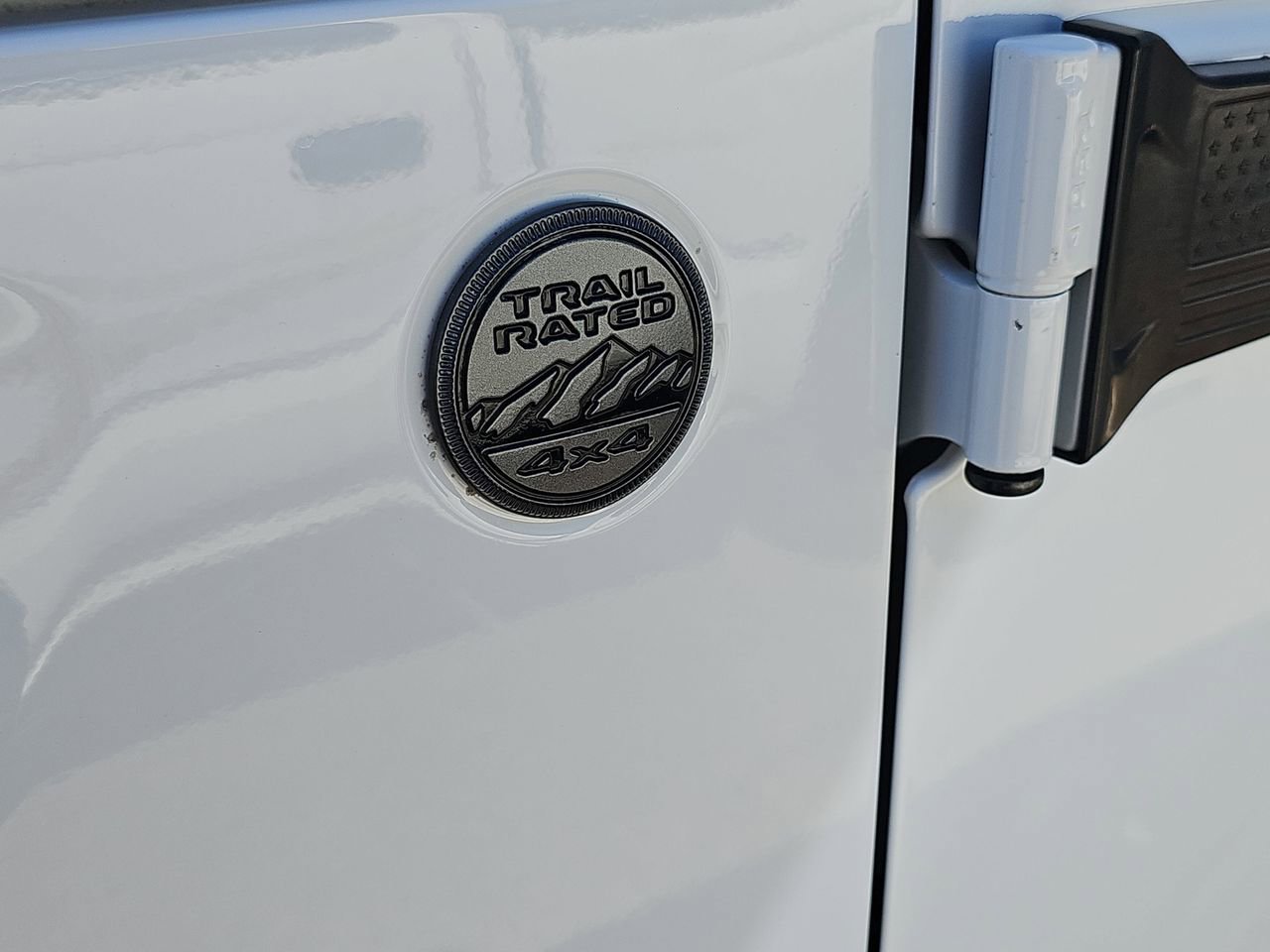 Used 2022 Jeep Wrangler Sport image 15