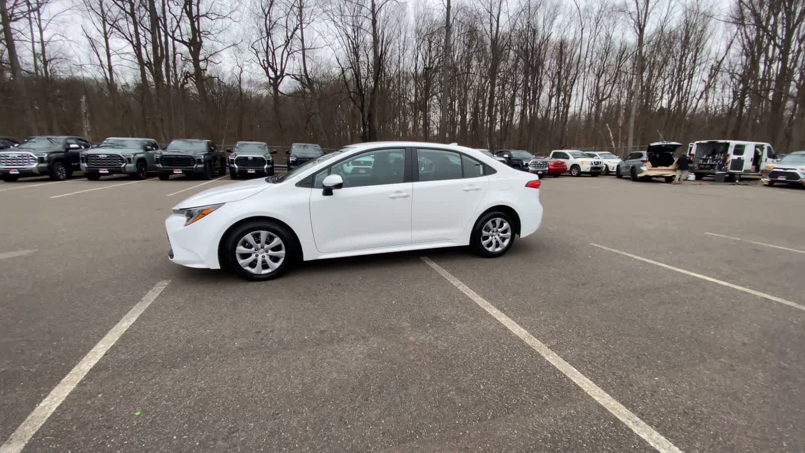 Used 2025 Toyota Corolla LE image 10