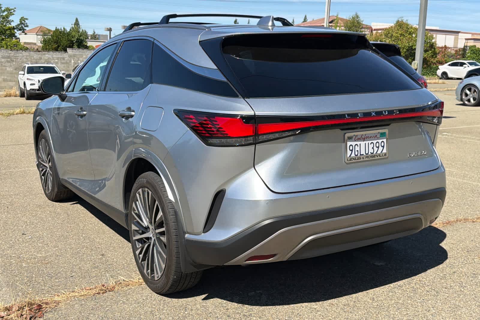 Used 2023 Lexus RX 350 Premium Plus w/ Cold Area Package FWD image 4