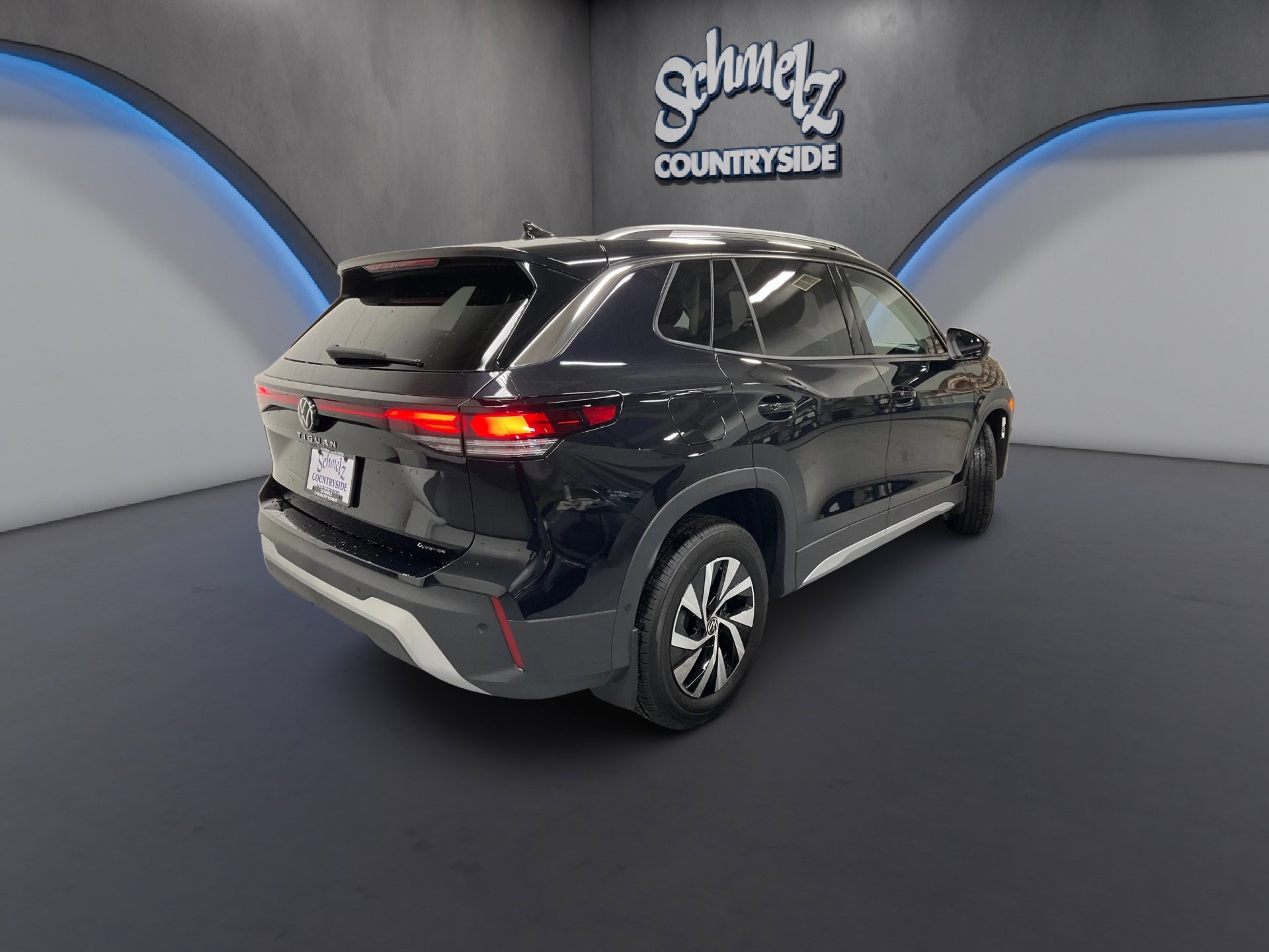 New 2025 Volkswagen Tiguan S image 7