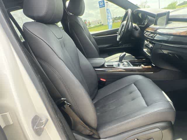 Used 2018 BMW X5 xDrive35i w/ Driving Assistance Package image 12