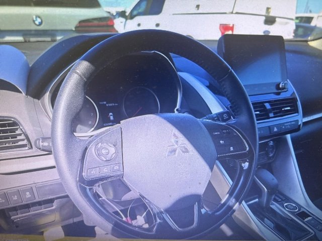 Used 2025 Mitsubishi Eclipse Cross SE image 6