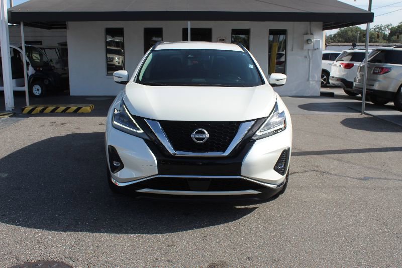 Used 2023 Nissan Murano SV image 2