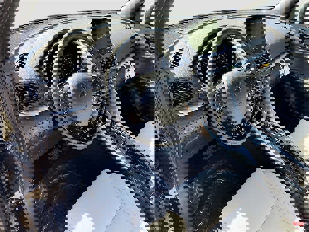 New 2026 Mitsubishi Eclipse Cross SEL image 9