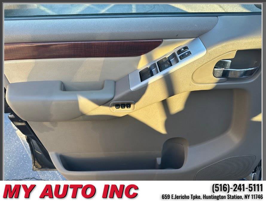 Used 2012 Nissan Pathfinder LE AWD/4WD image 23