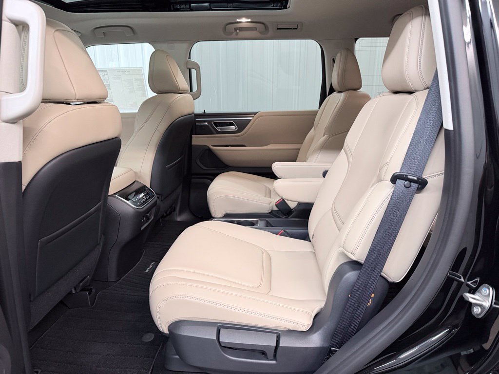 Used 2026 INFINITI QX80 Pure w/ Cargo Package RWD image 32