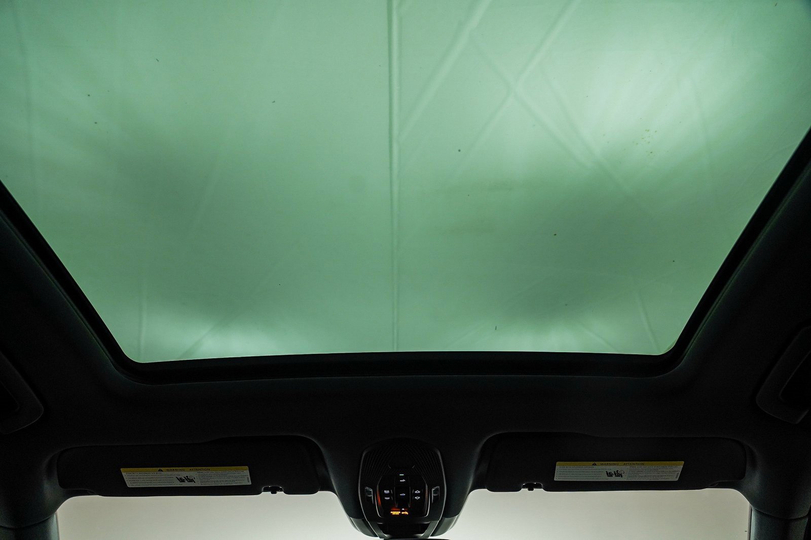 Used 2025 Porsche Cayenne image 21