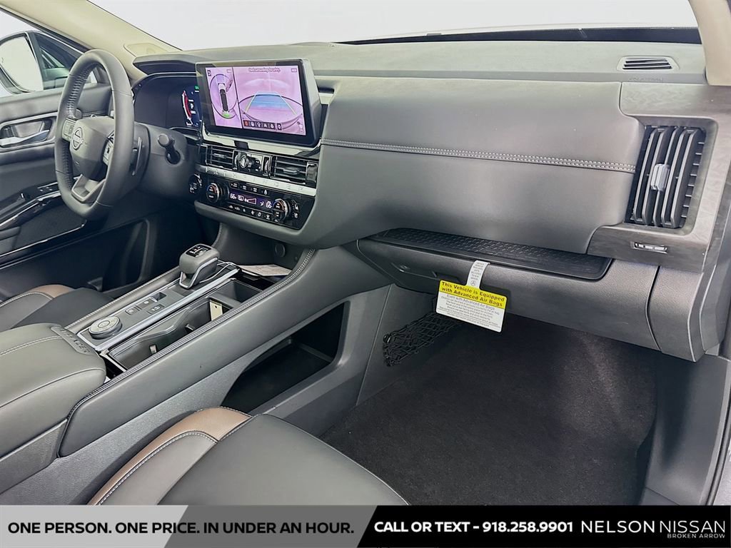 New 2026 Nissan Pathfinder Platinum image 31