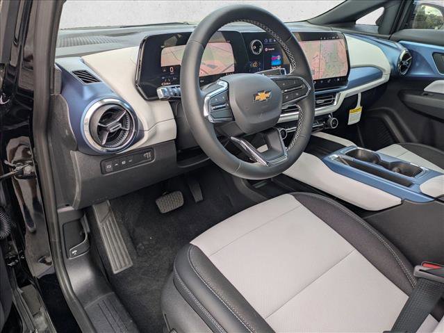 New 2026 Chevrolet Equinox EV LT AWD/4WD image 3