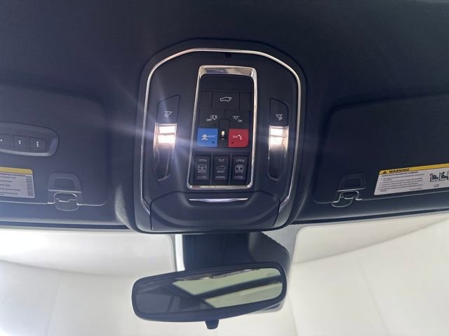 Used 2023 Jeep Grand Cherokee 4WD 4xe image 24