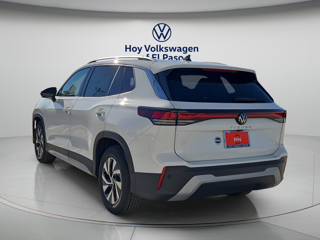 New 2026 Volkswagen Tiguan S FWD image 4
