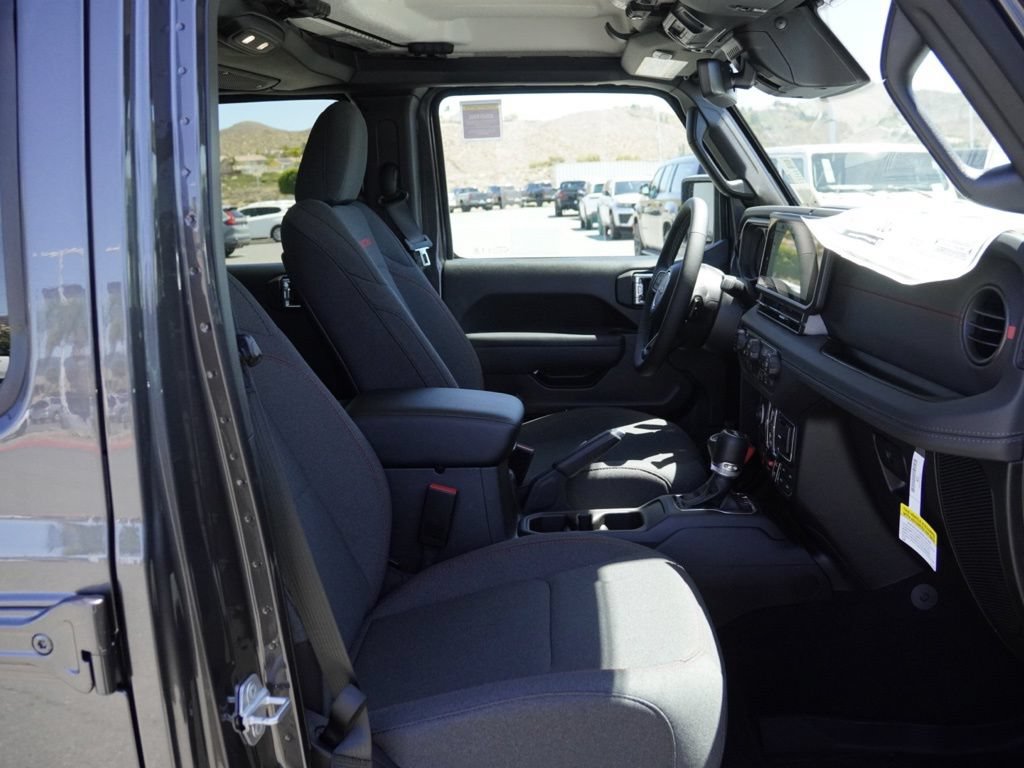 New 2026 Jeep Wrangler Unlimited Rubicon w/ Safety Group AWD/4WD image 21