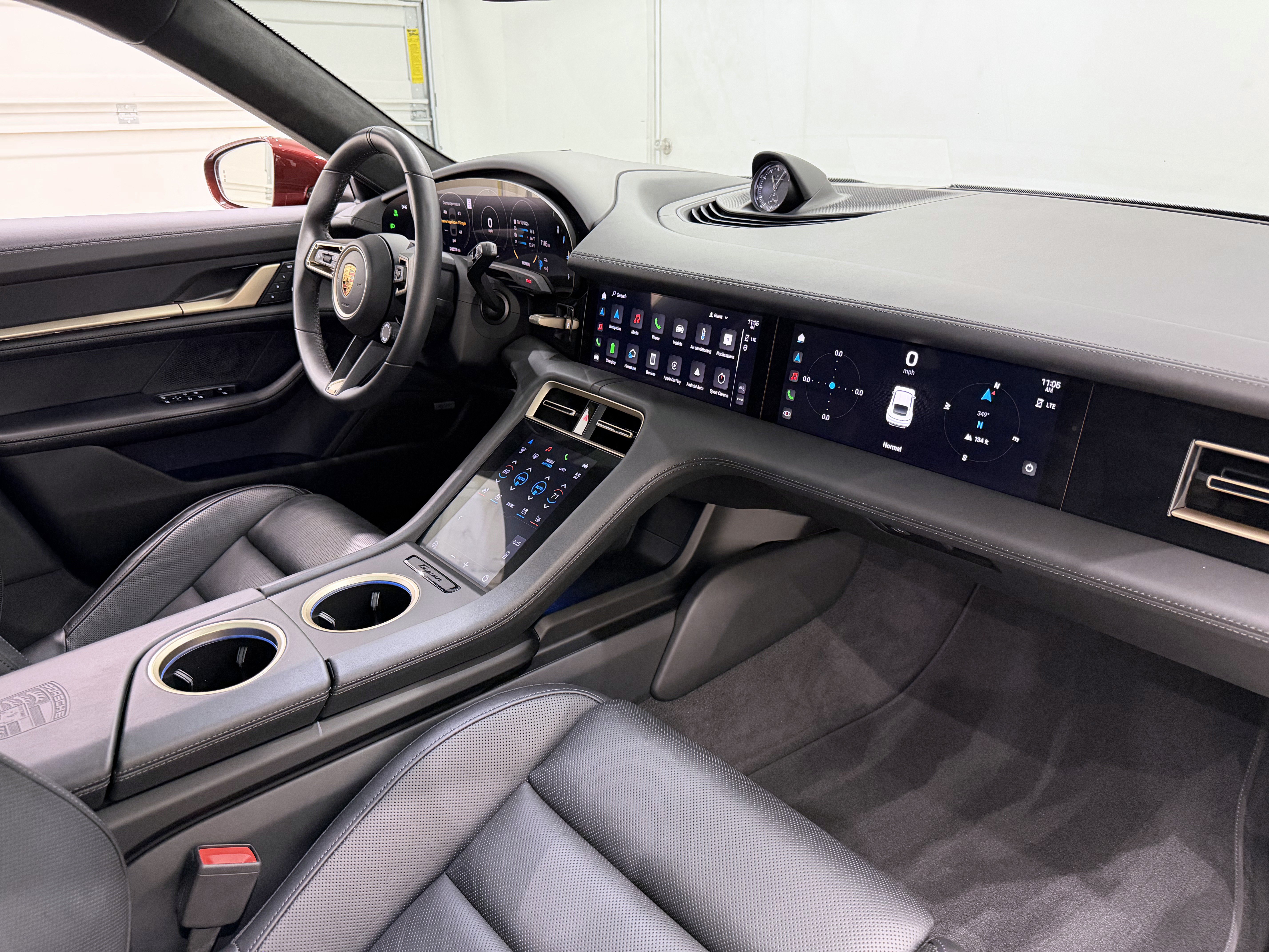 Certified 2022 Porsche Taycan Turbo AWD/4WD image 25