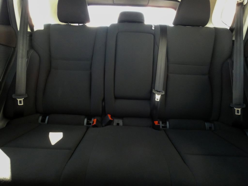 Used 2023 Nissan Rogue S AWD/4WD image 31