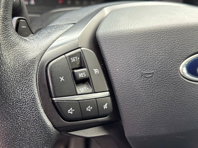 Used 2020 Ford Explorer XLT w/ Equipment Group 202A AWD/4WD image 32