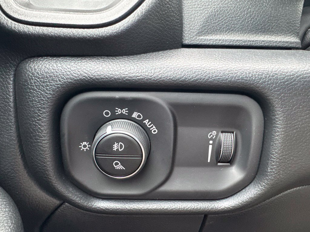New 2027 RAM 3500 Tradesman AWD/4WD image 12