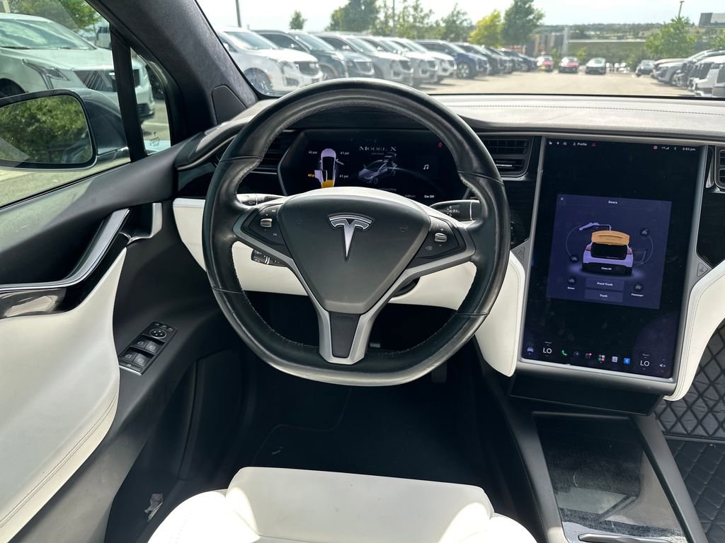 Used 2019 Tesla Model X Long Range AWD/4WD image 31