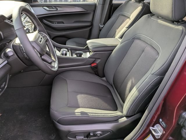 New 2026 Jeep Grand Cherokee Laredo X AWD/4WD image 14